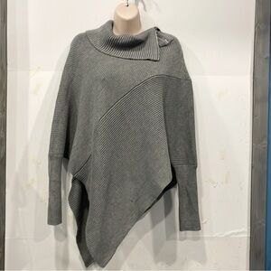 White House Black Market Women XS Long Sleeve‎ Zip Neck Poncho Gray